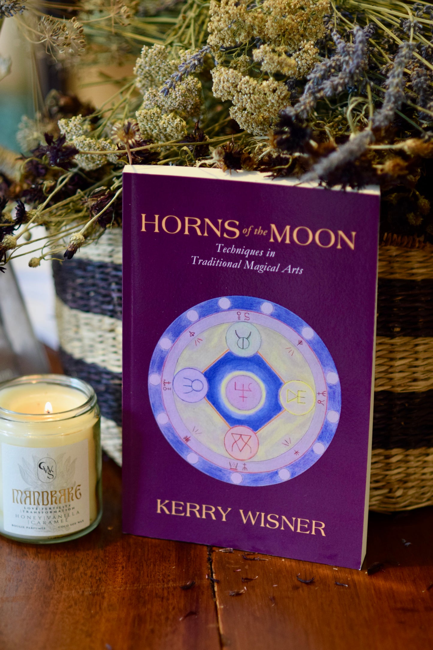 HORNS OF THE MOON: Techniques In The Traditional Magical Arts - Kerry Wisner